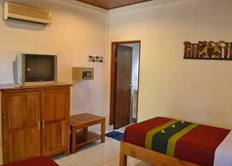 Flamboyan Hotel Kuta  Luaran gambar