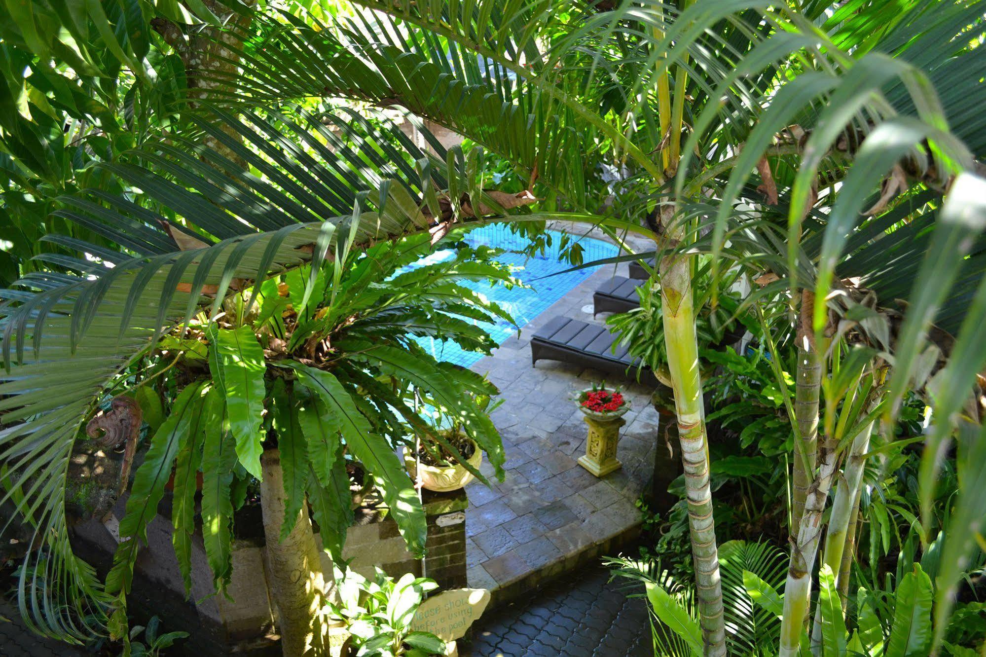 Flamboyan Hotel Kuta  Luaran gambar